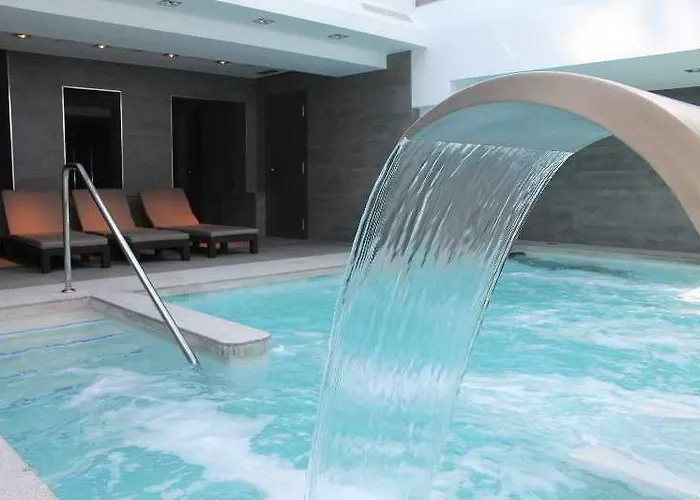 Monteros & Hotel 5*