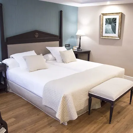 Monteros & Hotel Marbella