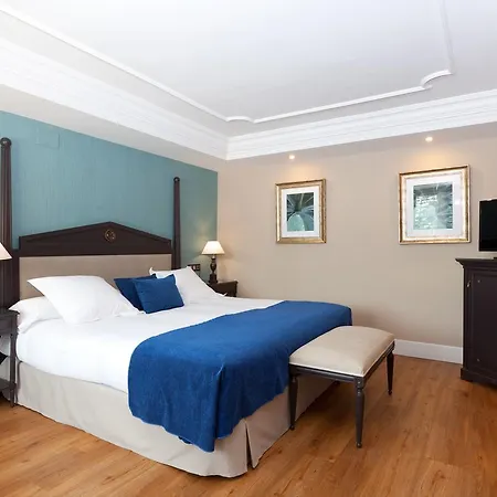 Monteros & Hotel Marbellac