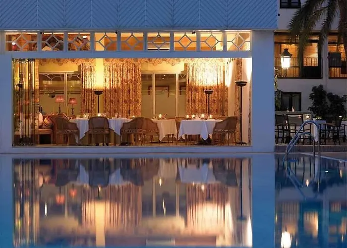 Monteros & 5* マルベーリャ