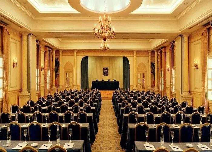 ホテル Monteros & 5*