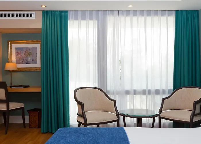 Monteros & 5* マルベーリャ