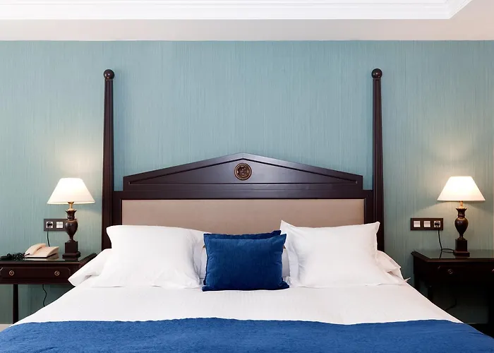 Monteros & ホテル マルベーリャ