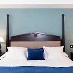 Monteros & Hotel Marbella