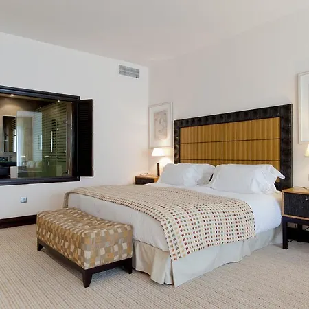 Monteros & Hotel
