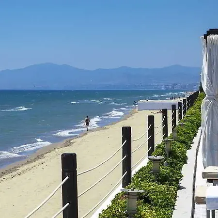 Monteros & Hotel